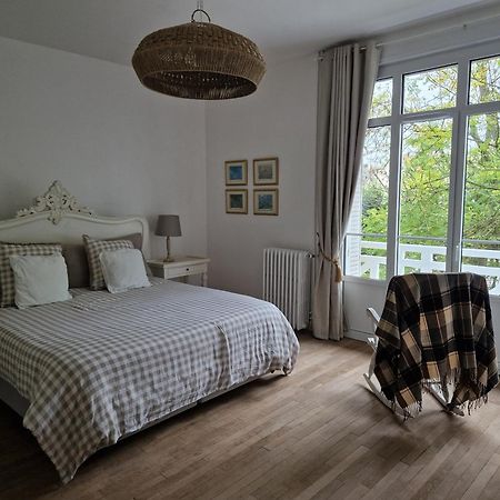 Bed and Breakfast Demeure Du Saule Madame Thieux  Экстерьер фото